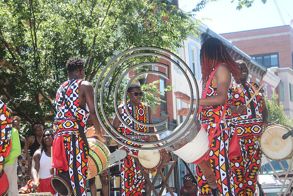 ODUNDE  SUNDAY, JUNE 12th 2016  KEEP TIME IN PLACE WITH LAURA (186)