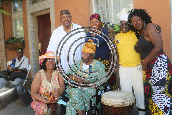 ODUNDE  SUNDAY, JUNE 12th 2016  KEEP TIME IN PLACE WITH LAURA (302)