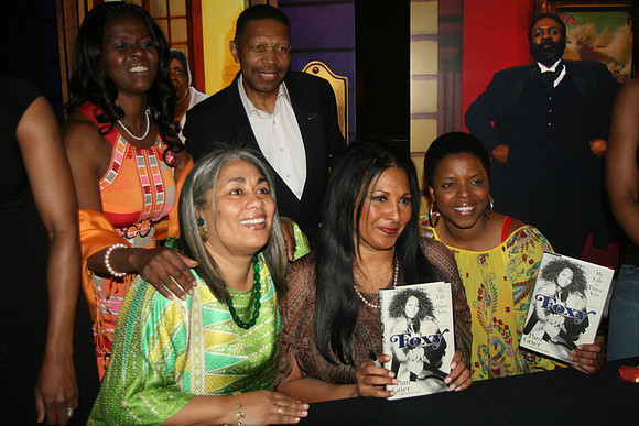 PAM GRIER  FOXY BROWN (152)