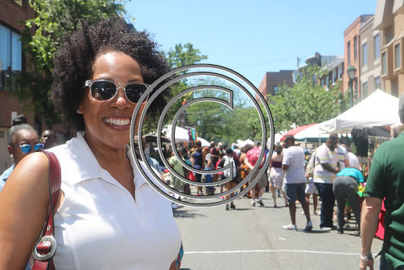 ODUNDE  SUNDAY, JUNE 12th 2016  KEEP TIME IN PLACE WITH LAURA (50)