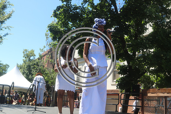 ODUNDE  SUNDAY, JUNE 12th 2016  KEEP TIME IN PLACE WITH LAURA (286)