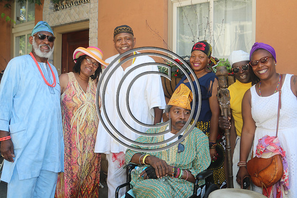 ODUNDE  SUNDAY, JUNE 12th 2016  KEEP TIME IN PLACE WITH LAURA (304)