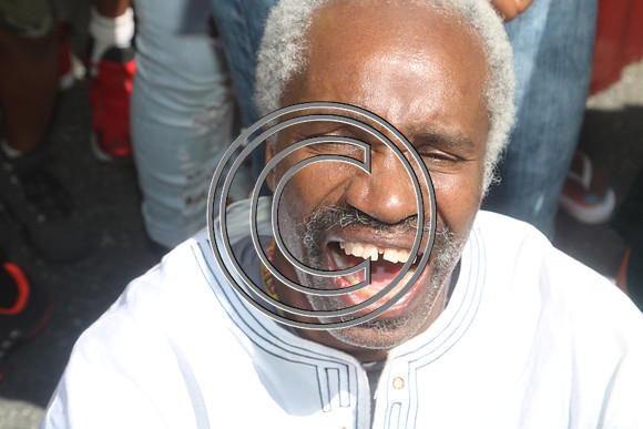 ODUNDE  SUNDAY, JUNE 12th 2016  KEEP TIME IN PLACE WITH LAURA (264)