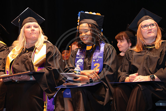 LEET6892.   Peirce College Class 2024  0607  Laura Elam mylifeourlifestory@gmail.com