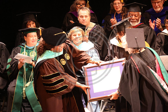 LEET6724.   Peirce College Class 2024  0607  Laura Elam mylifeourlifestory@gmail.com