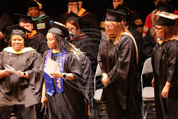 LEET6786.   Peirce College Class 2024  0607  Laura Elam mylifeourlifestory@gmail.com