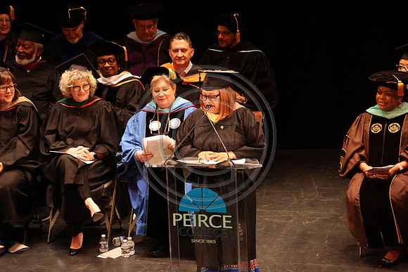 LEET6699.   Peirce College Class 2024  0607  Laura Elam mylifeourlifestory@gmail.com