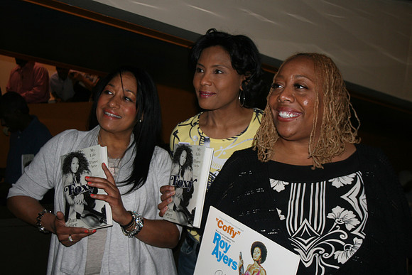 PAM GRIER  FOXY BROWN (110)