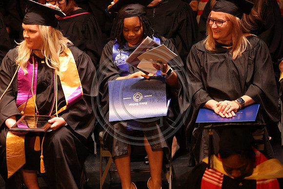 LEET6848.   Peirce College Class 2024  0607  Laura Elam mylifeourlifestory@gmail.com