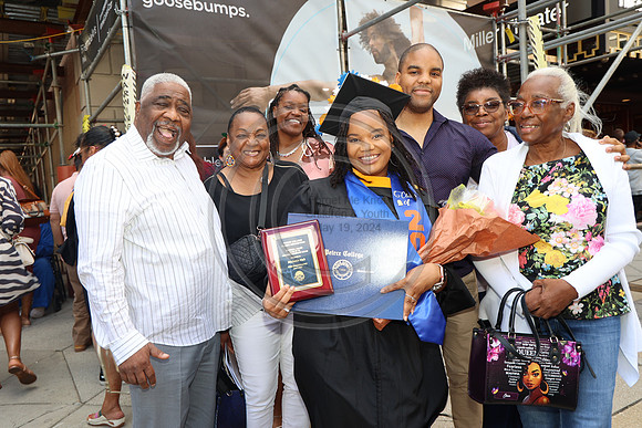 LEET6931.   Peirce College Class 2024  0607  Laura Elam mylifeourlifestory@gmail.com