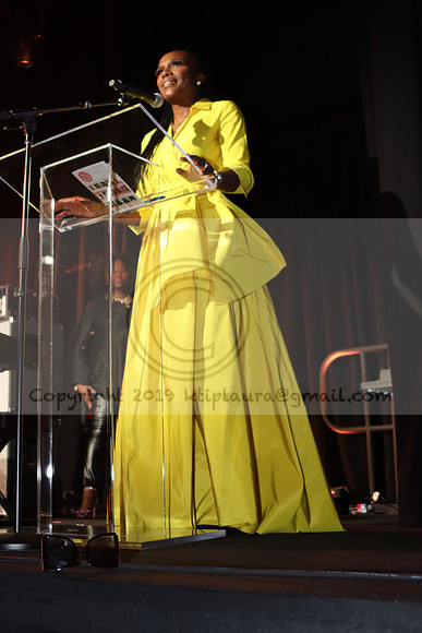 6th Annual WDAS Women of Excellence  April 9, 2022  KTIP Laura IMG_5200