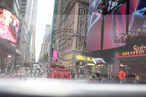 3I7A2269   New York August 2023  Laura Elam take time out