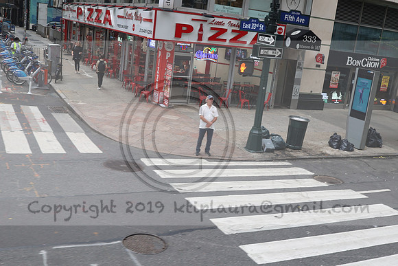 3I7A2304   New York August 2023  Laura Elam take time out