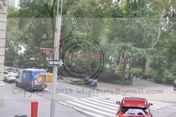3I7A2316   New York August 2023  Laura Elam take time out