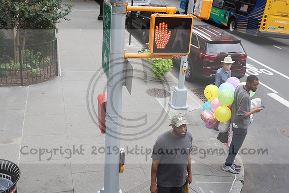 3I7A2347   New York August 2023  Laura Elam take time out