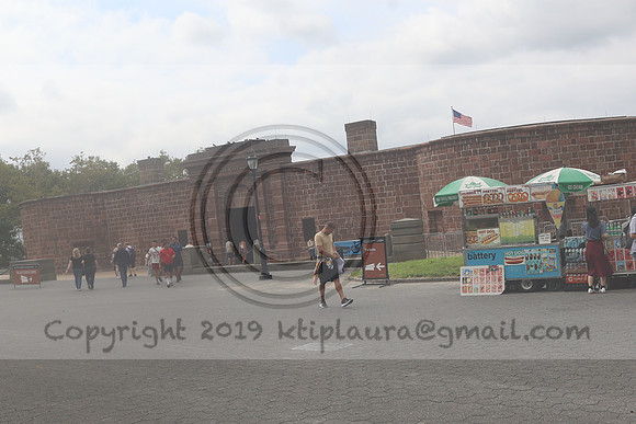 3I7A2500   New York August 2023  Laura Elam take time out