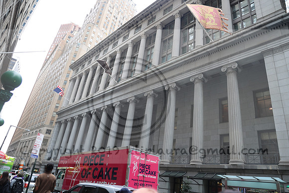 3I7A2549   New York August 2023  Laura Elam take time out