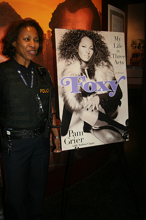 PAM GRIER  FOXY BROWN (134)
