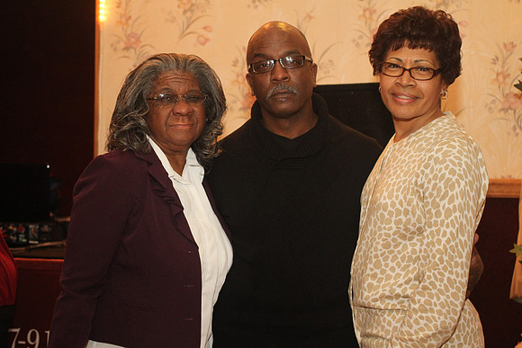 DeLois E. Corbitt  12072013 (213)