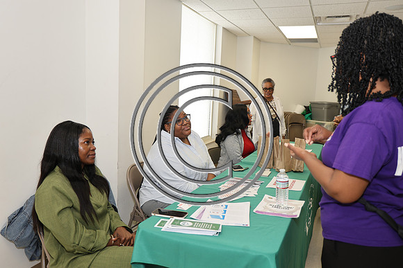 FUN90027 FUNTIMES 032925 WOMEN KNOW YOUR NUMBERS HEALTH & WELLNESS KTIPLAURA