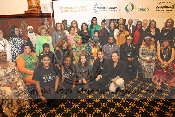 LEEL7455.   World Summit on Women (B) 2023 - Oct 20   Laura Elam MylifeOurlifeStory@gmail.com