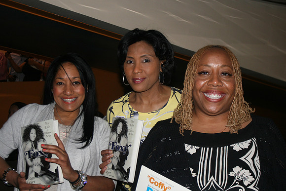 PAM GRIER  FOXY BROWN (113)