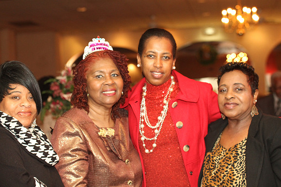 DeLois E. Corbitt  12072013 (328)