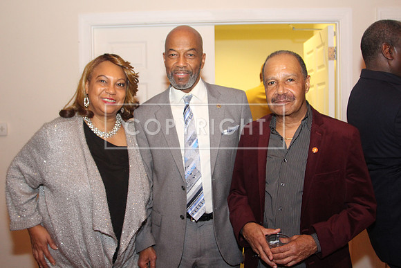 IMG_4501.Earl Harvey 2018 JAN 1 KTIPlaura