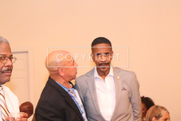 IMG_4611.Earl Harvey 2018 JAN 1 KTIPlaura