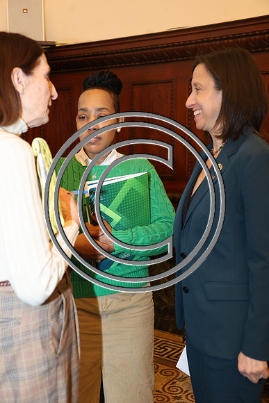 FUN55984 Campaign for Working Families & Mayor Parker to Speak at Tax Season 01.29.2025 KTIPLAURA