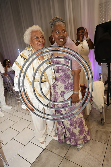 6F2A0220 Delois Corbitt 75th Birthday Party 08102025 0811. ktiplauran