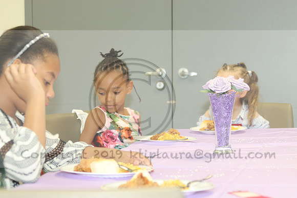 IMG_0872.Angela D.  Thompson  Bridal Shower 2019 11 May  #2  ktip@laura