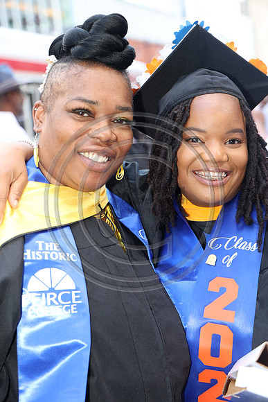 LEET6920.   Peirce College Class 2024  0607  Laura Elam mylifeourlifestory@gmail.com