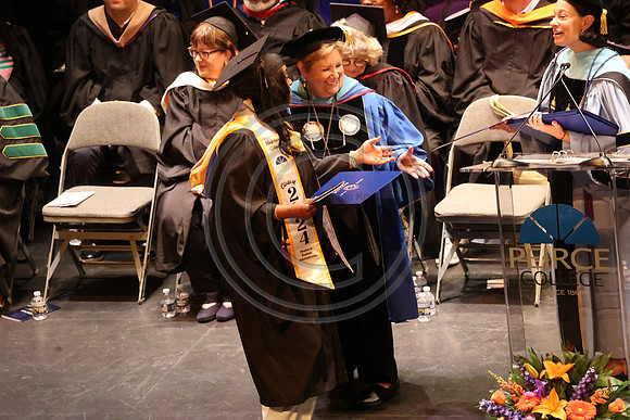 LEET6818.   Peirce College Class 2024  0607  Laura Elam mylifeourlifestory@gmail.com