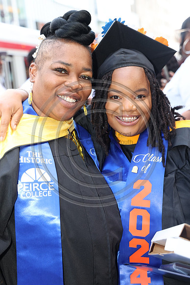 LEET6918.   Peirce College Class 2024  0607  Laura Elam mylifeourlifestory@gmail.com