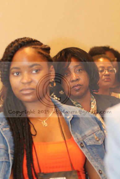 IMG_9578.NABJ 2019   0810  LAURA ELAM KTIPLAURA AUG 2019