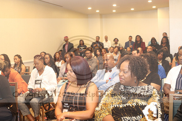 IMG_9612.NABJ 2019   0810  LAURA ELAM KTIPLAURA AUG 2019