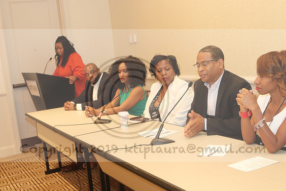 IMG_9642.NABJ 2019   0810  LAURA ELAM KTIPLAURA AUG 2019