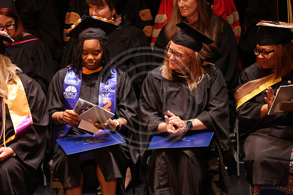 LEET6849.   Peirce College Class 2024  0607  Laura Elam mylifeourlifestory@gmail.com