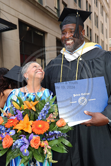 LEET6953.   Peirce College Class 2024  0607  Laura Elam mylifeourlifestory@gmail.com