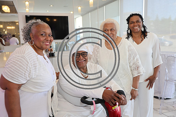 6F2A0078 Delois Corbitt 75th Birthday Party 08102025 0811. ktiplauran