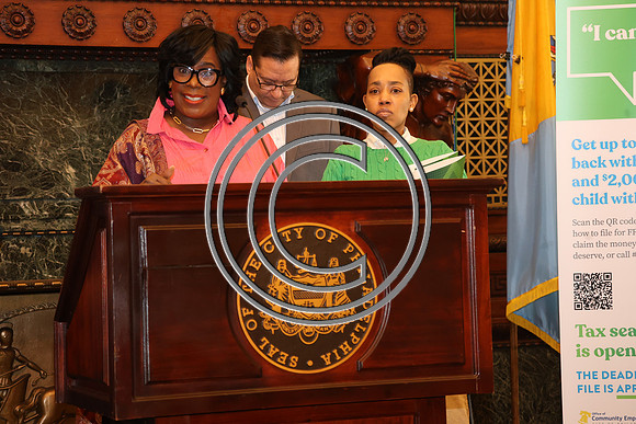 FUN55948 Campaign for Working Families & Mayor Parker to Speak at Tax Season 01.29.2025 KTIPLAURA