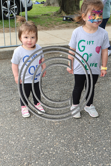 ROSS2423 DONOR DASH PHILA 04272025 KTIPLAURA