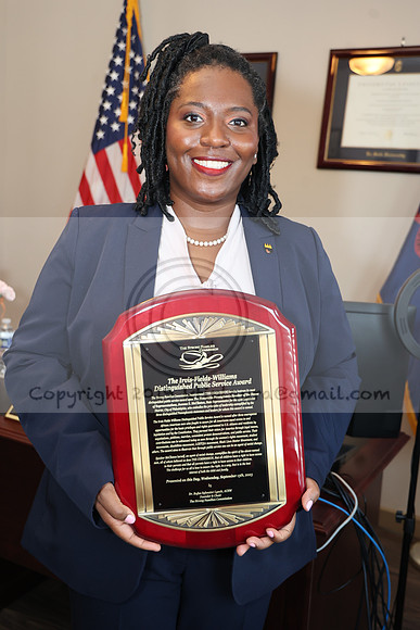 3I7A4874.    Rep. Joanna E. McClinton and DR. Rufus Sylvester Lynch 03 14 2024 Ktiplaura@gmail.com