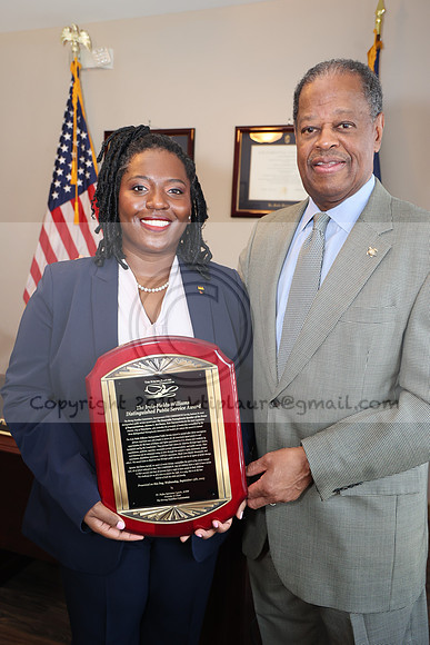 3I7A4871.    Rep. Joanna E. McClinton and DR. Rufus Sylvester Lynch 03 14 2024 Ktiplaura@gmail.com