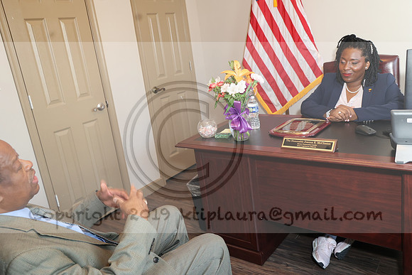 3I7A4881.    Rep. Joanna E. McClinton and DR. Rufus Sylvester Lynch 03 14 2024 Ktiplaura@gmail.com