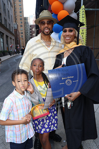 LEET6971.   Peirce College Class 2024  0607  Laura Elam mylifeourlifestory@gmail.com