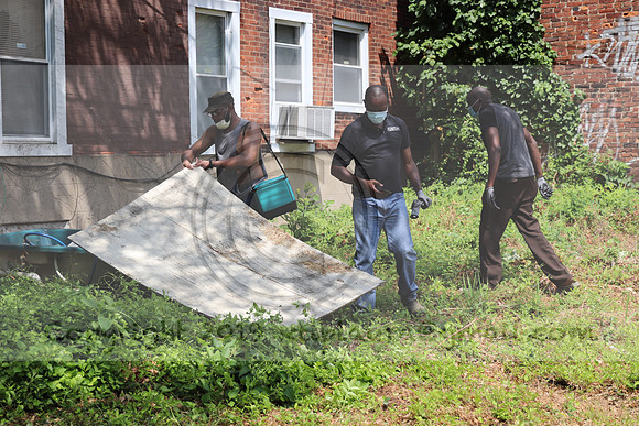 IMG_0355.West Philly Garden Eric July 4 2020 @KTIP Laura Elam