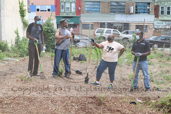 IMG_0392.West Philly Garden Eric July 4 2020 @KTIP Laura Elam