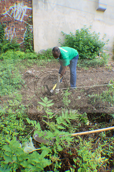 IMG_0046.1226 COMMUNITY GARDEN July 11 2020 @KTIP Laura Elam